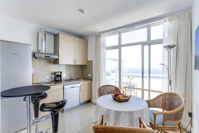 Penthouse Direkt Am Meer لوس رياليخوس المظهر الخارجي الصورة